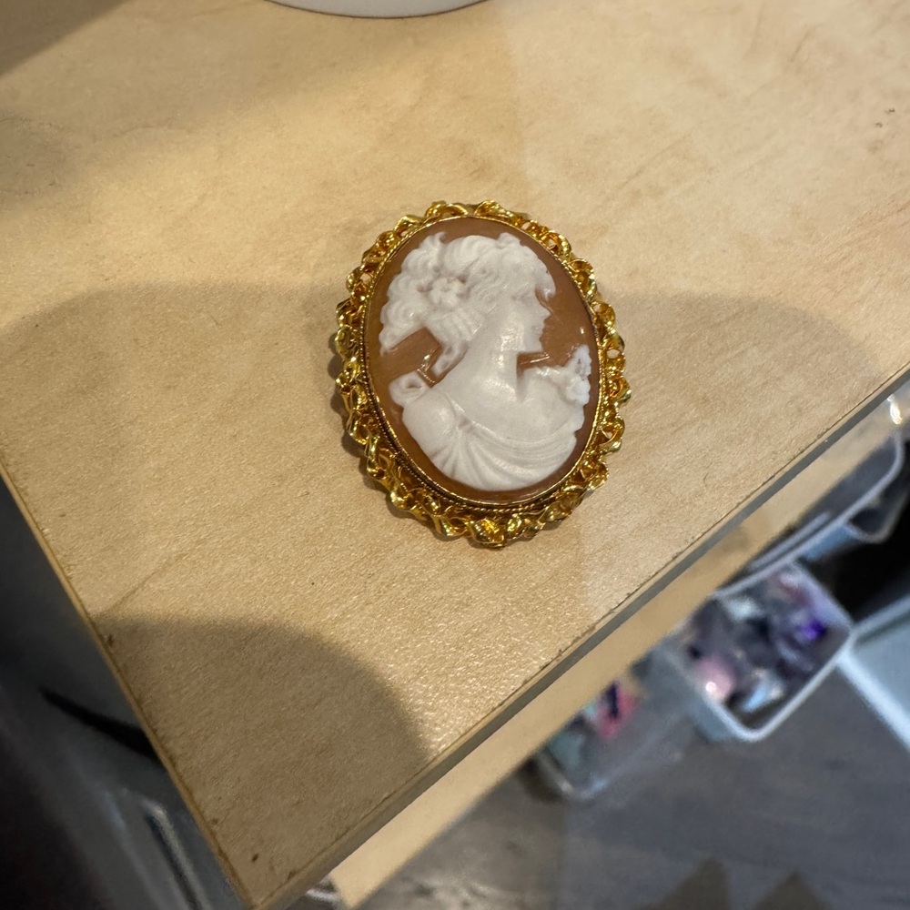 Victorian Sterling Silver Cameo Pin/ Pendant